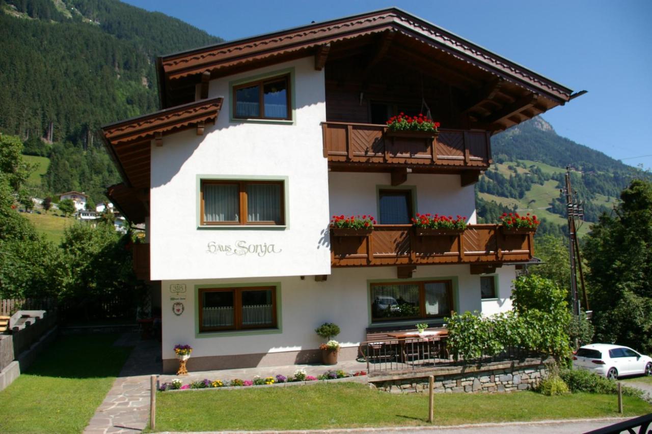 Haus Sonja Apartment Finkenberg Exterior photo